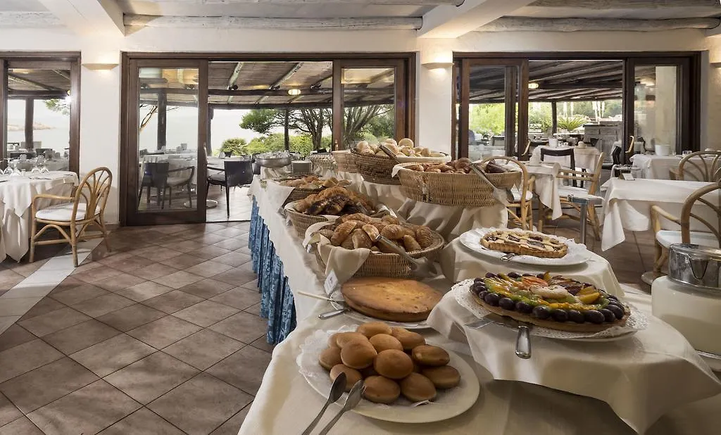 Hotel La Bisaccia Baja Sardinia 4*,