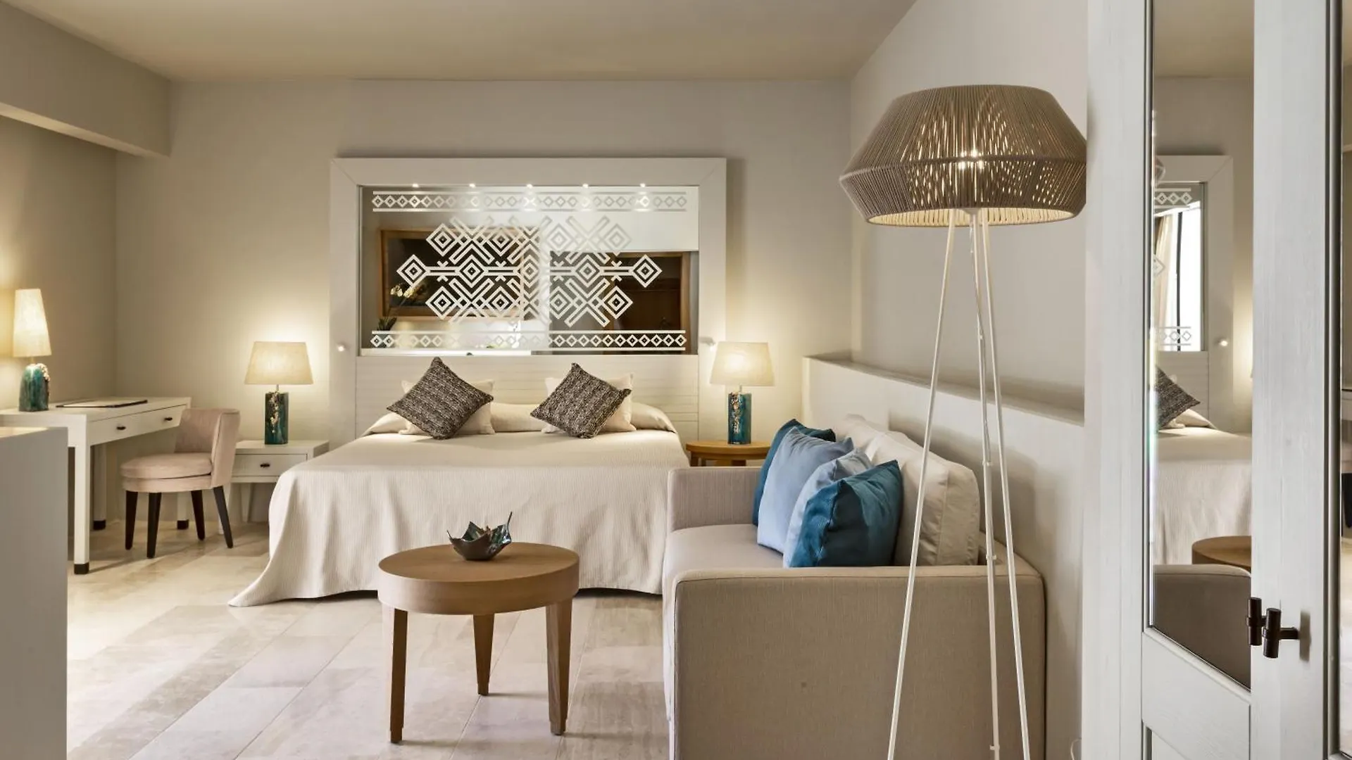 Hotel La Bisaccia Baja Sardinia Italy