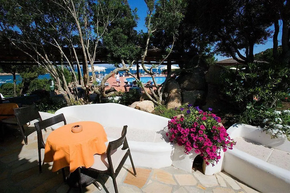 Hotel La Bisaccia Baja Sardinia 4*,